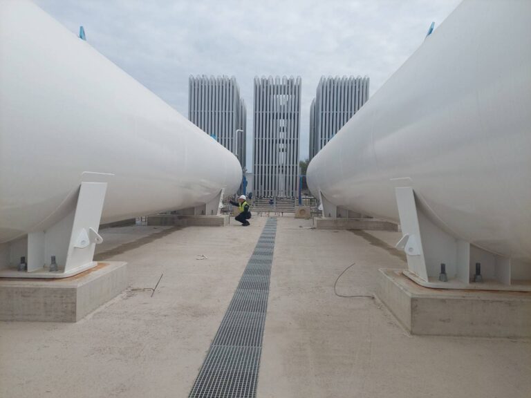 Επιθεώρηση σε σταθμό LNG